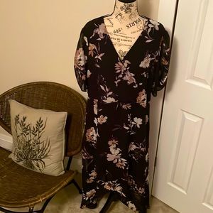 💕4/$25💕 NWT- Le Chateau dress
